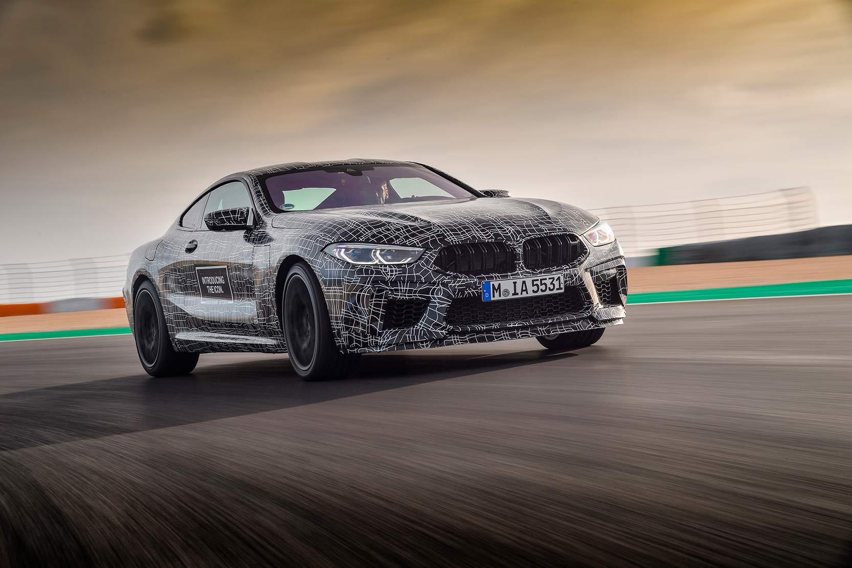 Image principale de l'actu: Bmw M8 : quatre roues motrices et 600 ch